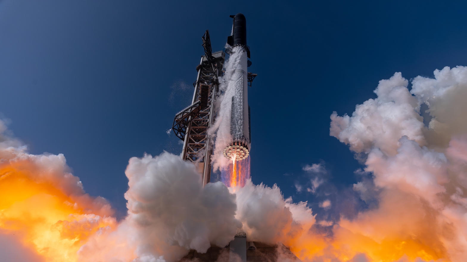 SpaceX Starship during a test flight